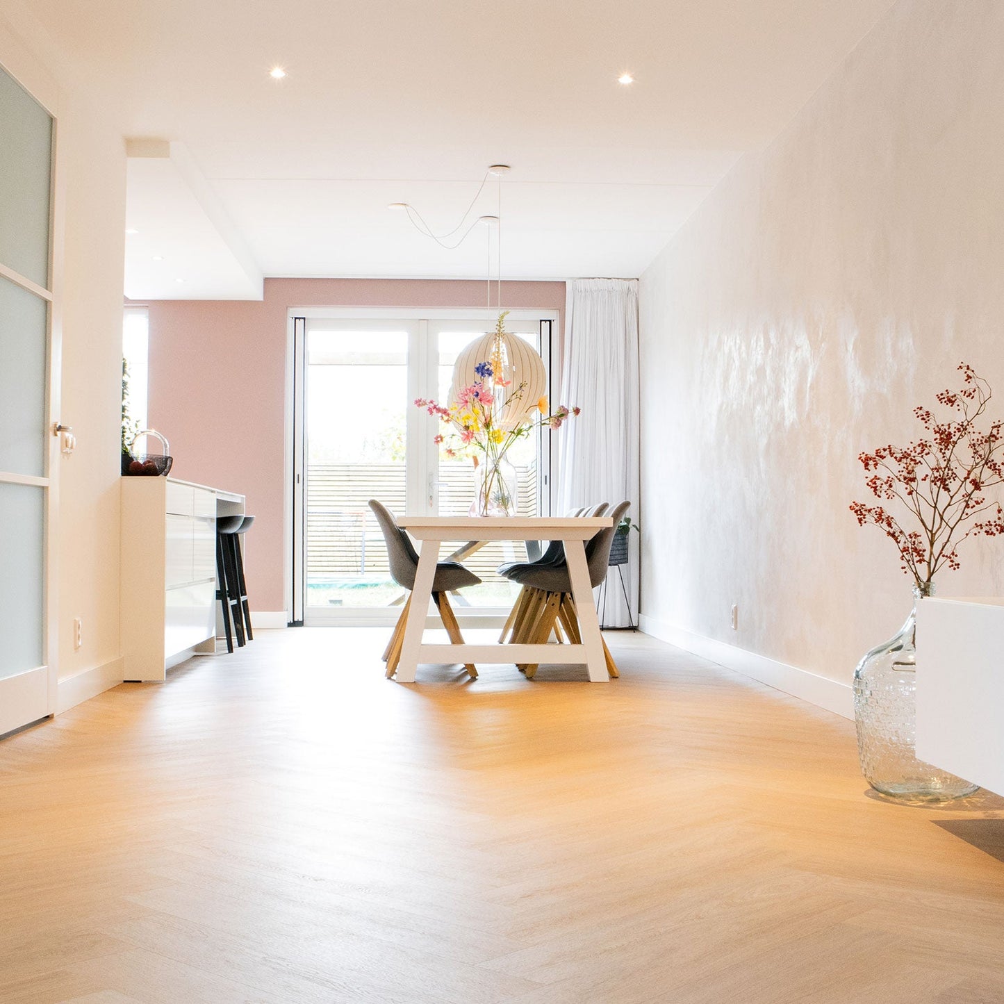 Sample Vivafloors Walvisgraat Plak – Lichtbruin Eiken