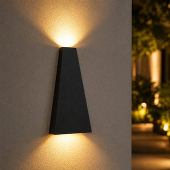 compare product Wandlamp Vela - Zwart