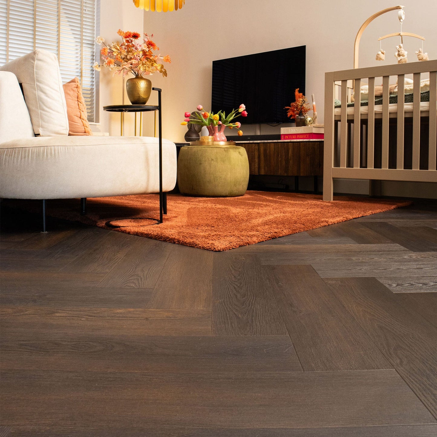 Sample Vivafloors Visgraat Plak – Donker Naaldhout